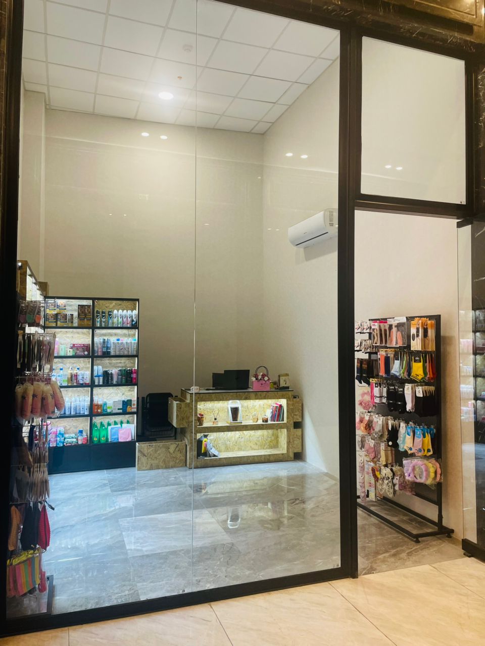 سمت راست وانیا