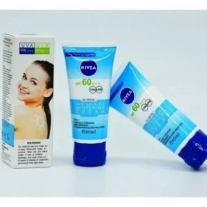 ضد آفتاب اسکین 1004 Madagascar Centella Hyalu-Cica Water-Fit Sun